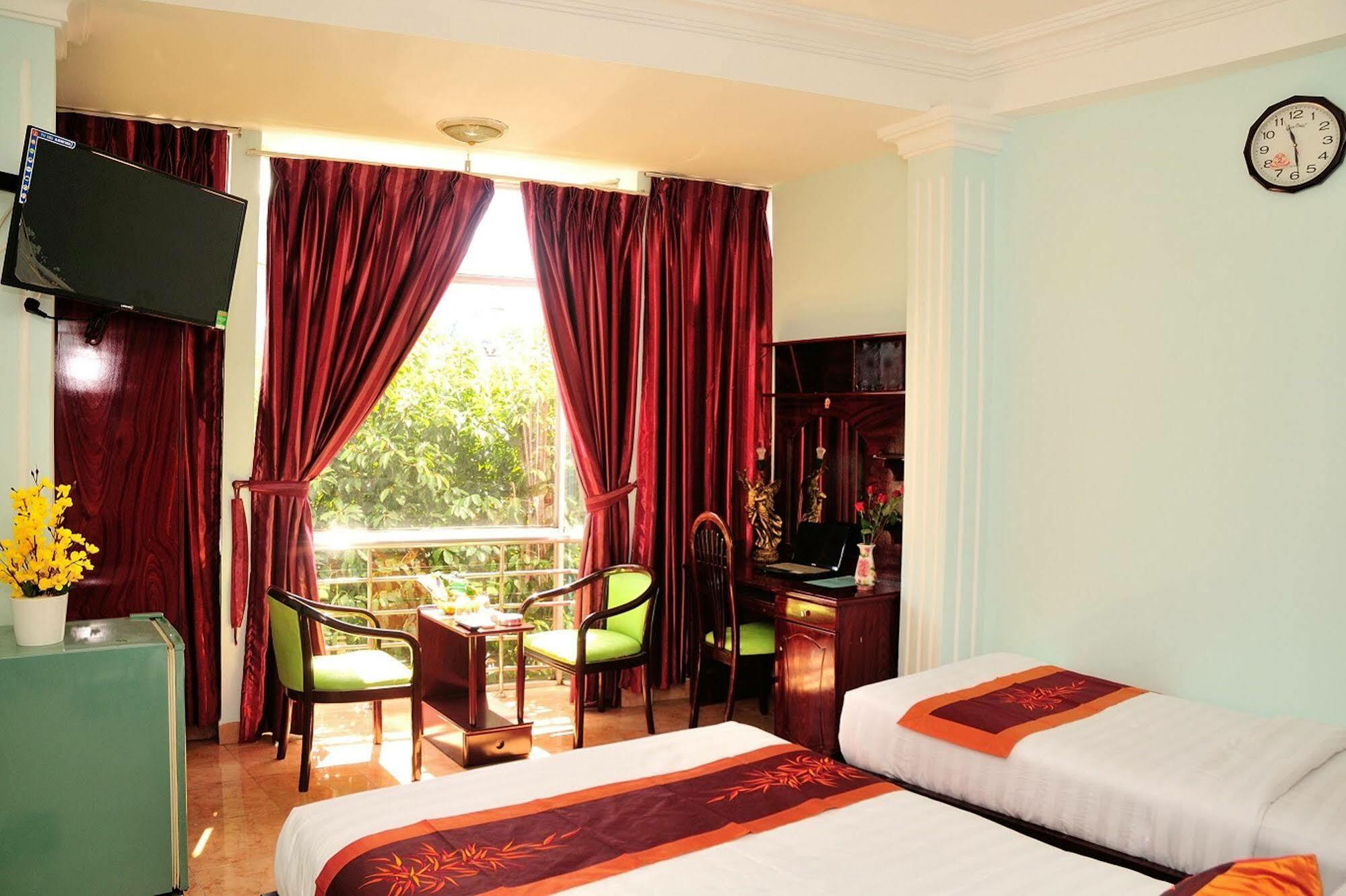 Ha Trang Hotel Ho Chi Minh City Exterior photo